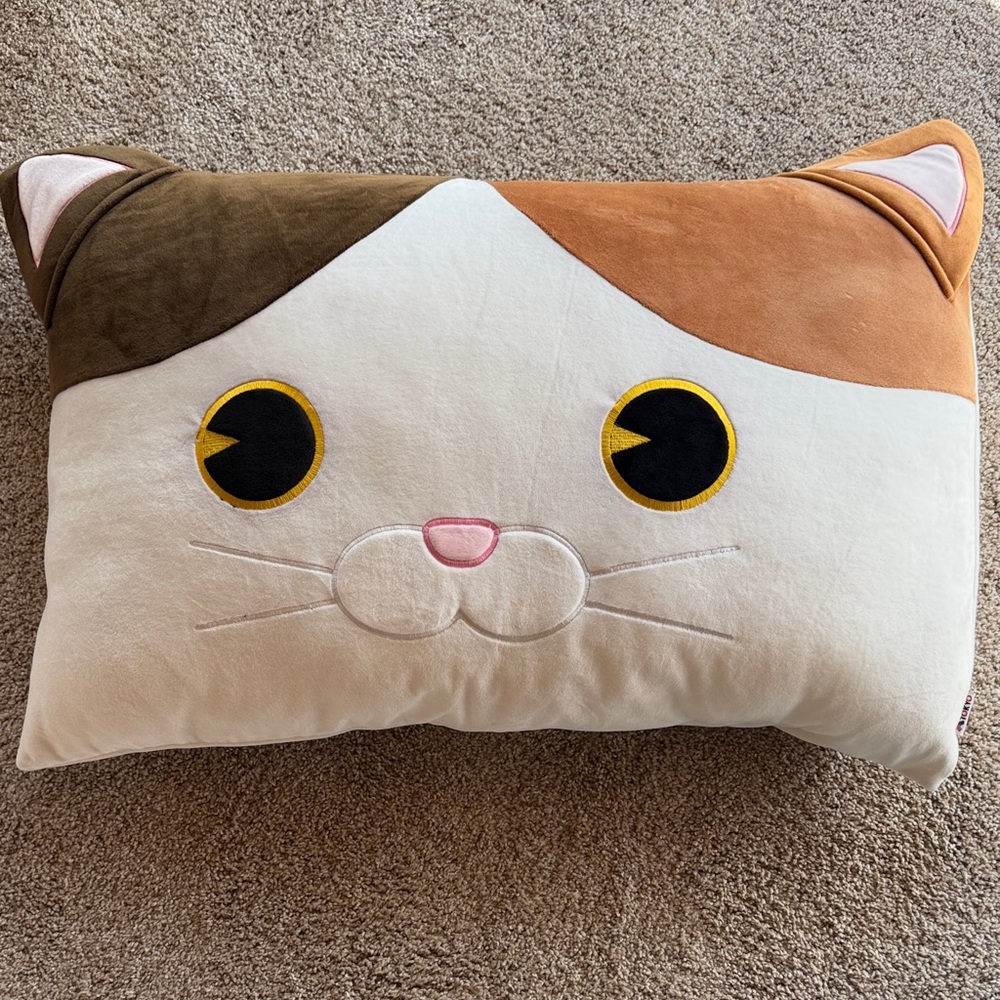 Cute Calico Cat Pillow

by BAM Exclusive- Brown, White, and Tan